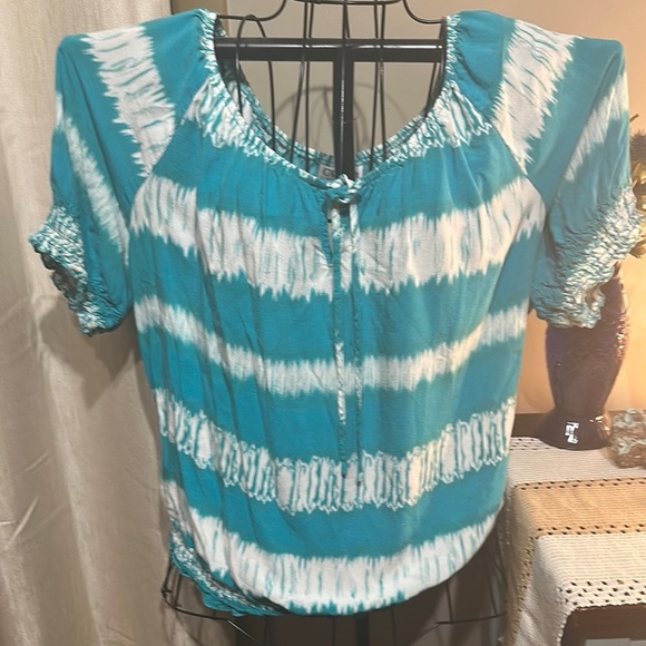 Cato Blue and White Short Sleeve Blouse - Picture 2 of 7